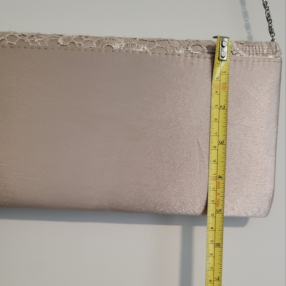 Elegant Lace & Satin Clutch Crossbody - Cream/ Champagne - Picture 5 of 7
